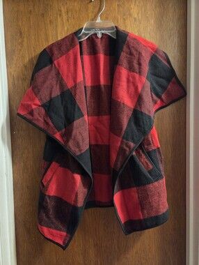 Yacun Red & Black Buffalo Plaid Open Front Poncho Size Small